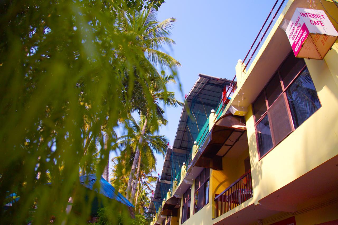 Panchavadi Ayurvedic Beach Resort Varkala Buitenkant foto